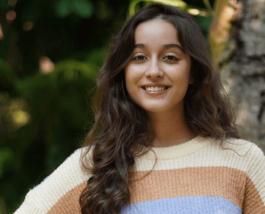 Do TikTok para as telonas Marianna Alexandre vive filha de Sérgio Mallandro em filme sobre a vida do humorista e1663855602916 POP CYBER