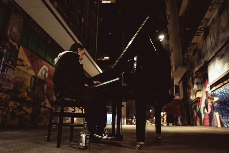 Após sucesso de EP, Raonir Braz, chega com novo single WhatsApp Image 2022 10 10 at 11.03.11 POP CYBER