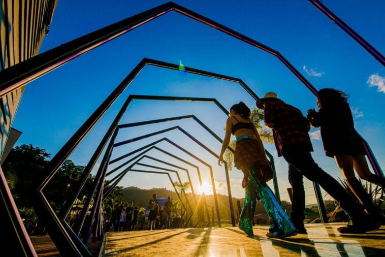 Ame Laroc Festival 2023: Conheça os horários e todas as experiências incríveis que o festival irá proporcionar 1 Ame Laroc Festival 2023 Conheca os horarios e todas as experiencias incriveis que o festival ira proporcionar scaled POP CYBER