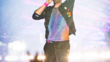 foto coldplay POP CYBER