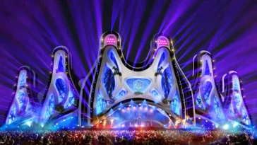 the town 2023 3d 1 POP CYBER