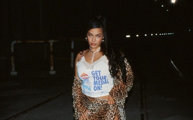 Prestes a lançar novo álbum, Jorja Smith revela Jorja Smith