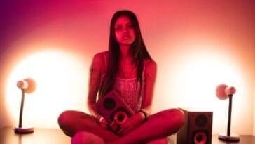 LOURANDES 3 Credito Joao Guilherme Moreira POP CYBER