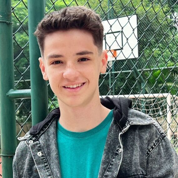 Foto Theo POP CYBER