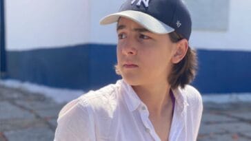 Henrique Bonadio da voz a personagem da serie de sucesso da Netflix O Baba POP CYBER