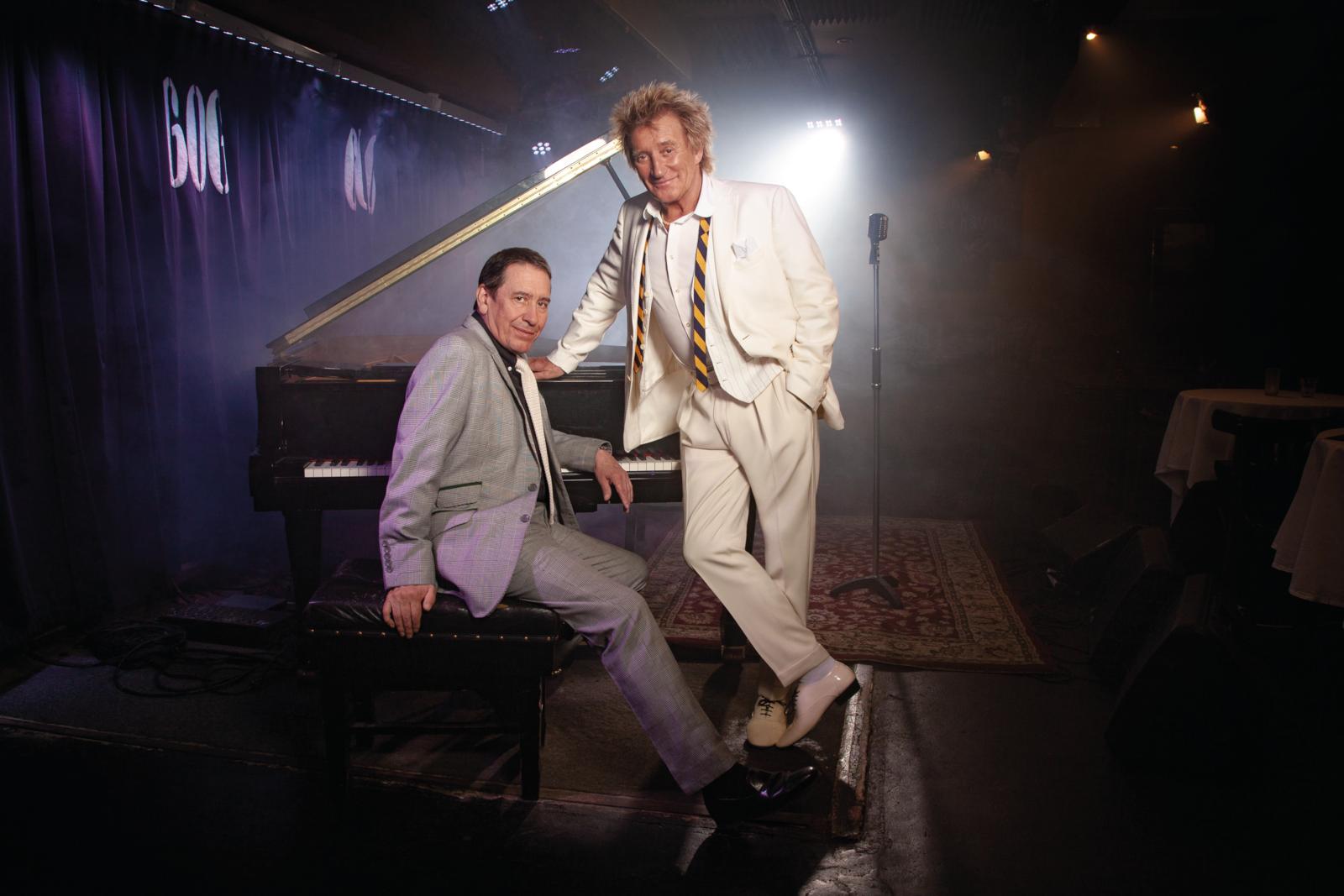 Rod Stewart e Jools Holland lancam aguardado album 22Swing Fever22 POP CYBER