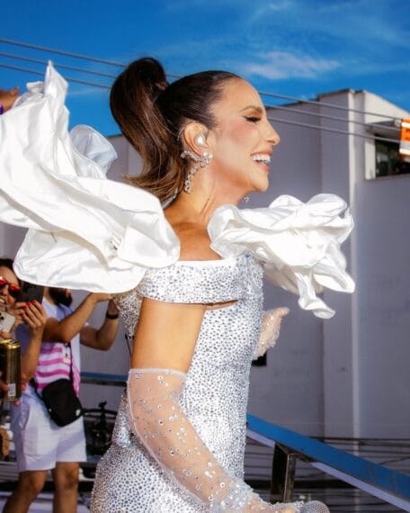 Ivete Sangalo se une a Carlinhos Brown, BaianaSystem e o bloco Ilê Aiyê para abrir oficialmente o Carnaval de Salvador 1 ivete sangalo bloco carnaval 2024 scaled POP CYBER