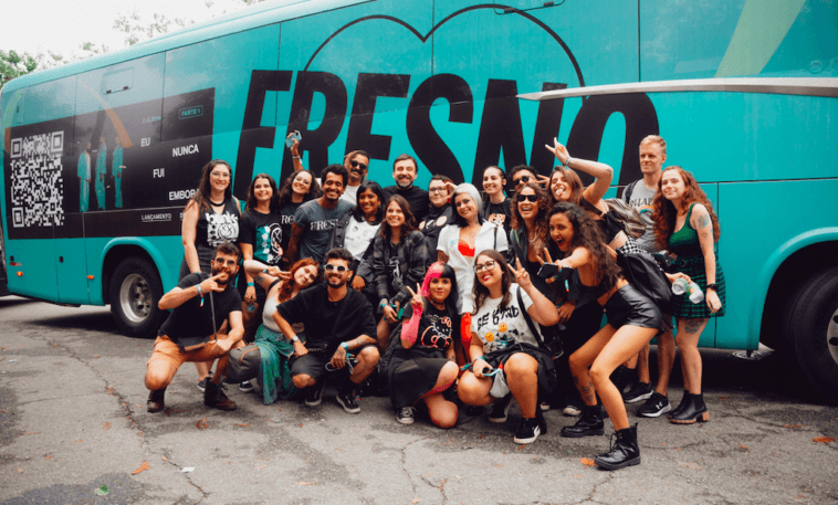 Fresno faz ação inédita com fãs no Lollapalooza Brasil 2024 2 Fresno
