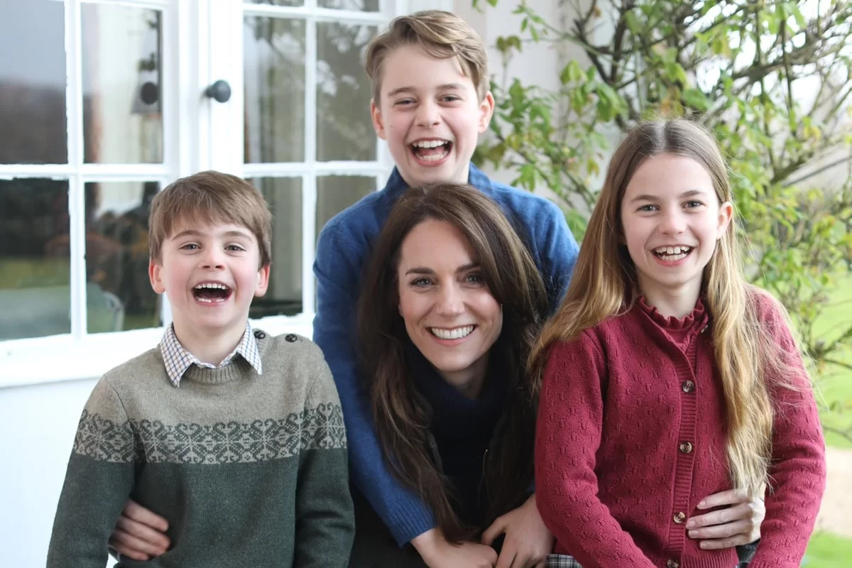 Kate Middleton e filhos POP CYBER
