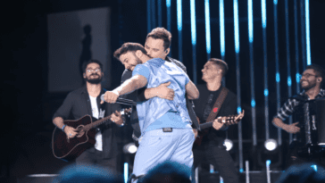 Clayton Romario Com Vida dupla arrasta mais de 7 mil pessoas em primeiro show da nova label POP CYBER