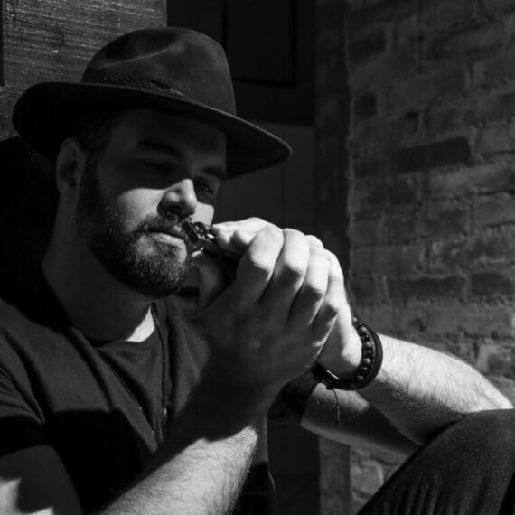 Fabio Luma lanca 22Casa do Sol Raiar22 uma releitura emocionante de 22The House of the Rising Sun22 classico do folk blues scaled POP CYBER