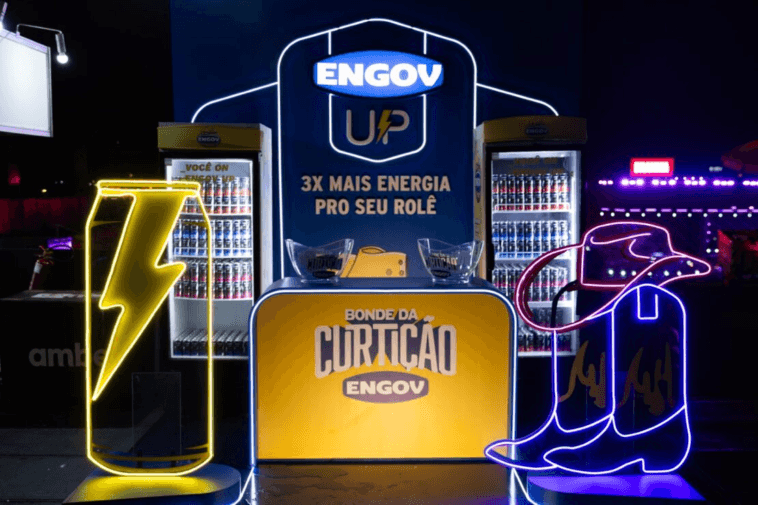 Luan Pereira e Lauana Prado dao um gas na curticao do Circuito Sertanejo POP CYBER