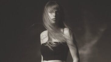 taylor swift photoshoot the tortured poets department 3 e1713565022720 scaled POP CYBER