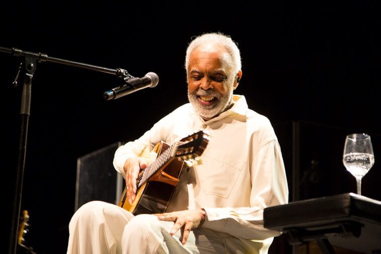 Gilberto Gil anuncia show historico e inedito em Curitiba scaled POP CYBER