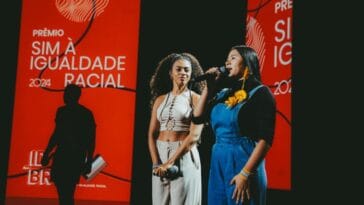 Seu Jorge Alcione Xuxa e Pericles entre outros no Premio Sim a Igualdade Racial scaled POP CYBER