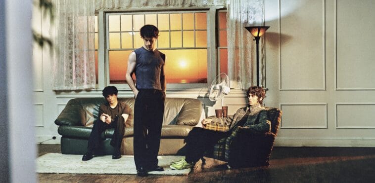 Wallows lanca aguardado album 22Model22 scaled POP CYBER