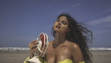 AMANDA MAGALHAES - MARE DE CHEIRO