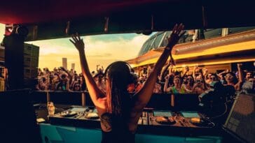Eli Iwasa retorna à Só Track Boa e prepara B2B inédito com Carola