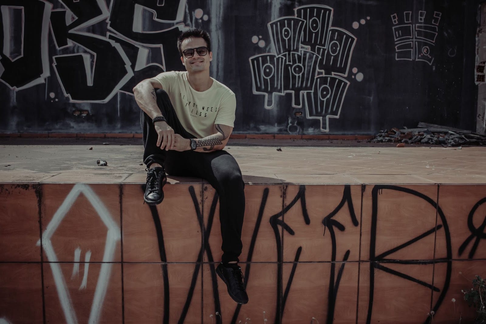 Gabriel Evoke lança EP de minimal house pela D-EDGE Records