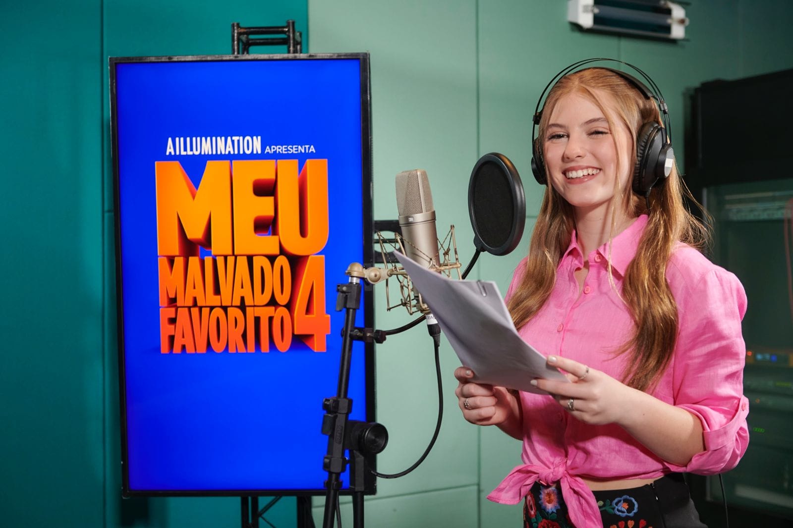 Lorena Queiroz se junta a Leandro Hassum e Maria Clara Gueiros no elenco de dublagem de novo filme 1 MEU MALVADO FAVORITO 4- ATRIZ LORENA QUEIROZ SE JUNTA A LEANDRO HASSUM E MARIA CLARA GUEIROS NO ELENCO DE DUBLAGEM DO NOVO FILME DA FRANQUIA