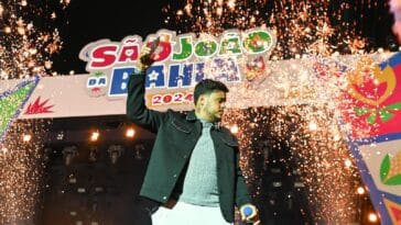 Thiago Aquino conquista o maior público do circuito do Subúrbio no São João de Salvador