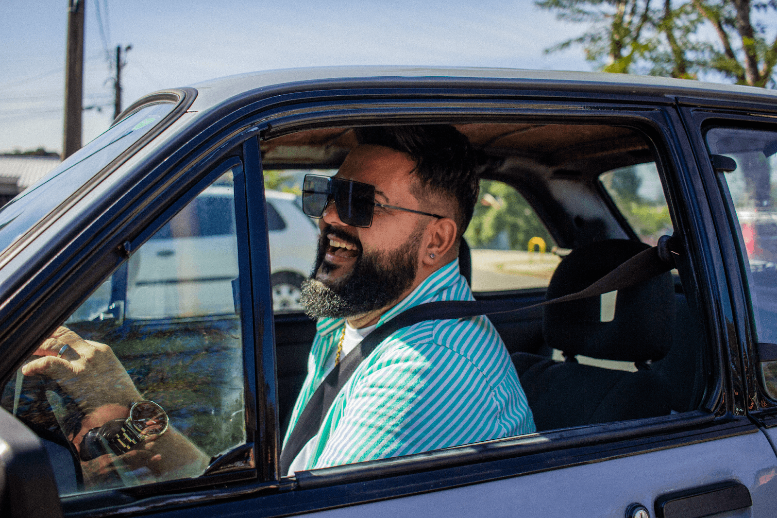 Dani Gon troca a taxa pelo cachê e lança seu novo single