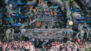 Maior DJ do Brasil, ANNA estreia no Mainstage do Tomorrowland Bélgica com música nova pela label de Charlotte de Witte