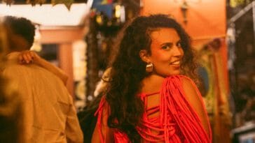 ANNÁ lança “Micromovimento”, single de seu próximo álbum