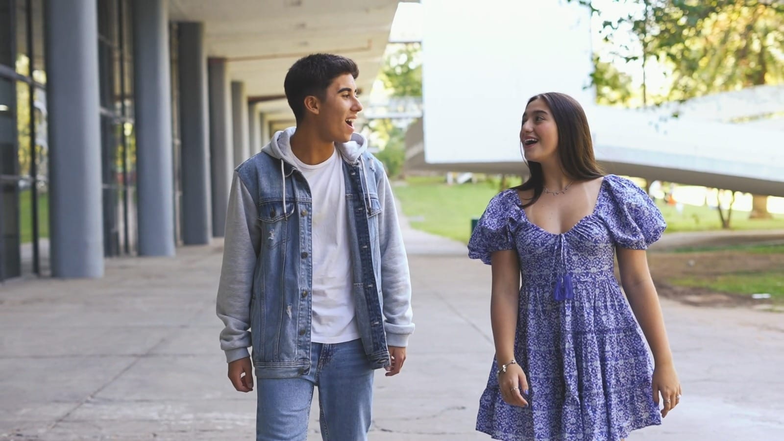 Clarah Passos e Lorenzo Tarantelli apresentam 'Best Part' em novo cover 1 Clarah Passos e Lorenzo Tarantelli apresentam 'Best Part' em novo cover