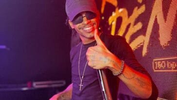 Rennan da Penha agitou a comunidade levando o Baile de Favela na Boate na Lapa