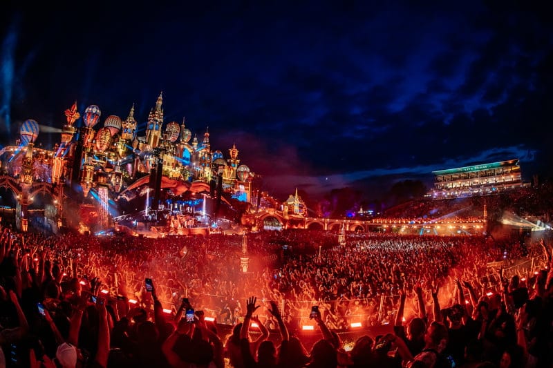 Tomorrowland Brasil e Clube Nº1 anunciam parceria e lançam área exclusiva no festival