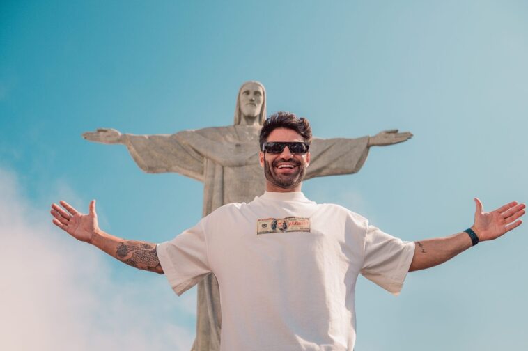 Netto Dj lança primeiro clipe da carreira após assinar com a ZNEC Produções 2 Netto