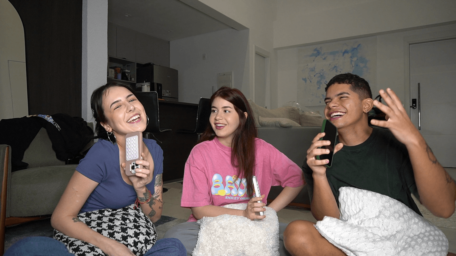 POGRAMA, com Sofia Santino, Ciclopin e Doarda, alcança o Top #5 entre os podcasts de comédia mais ouvidos no Spotify