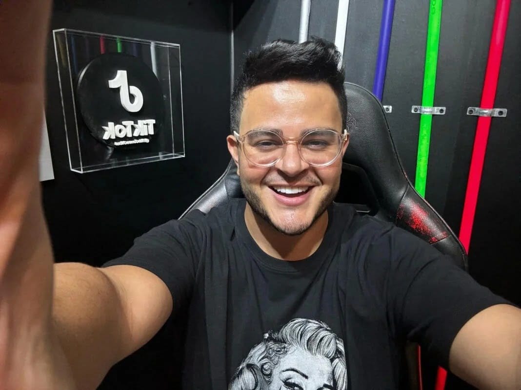 Celebrando 100 mil seguidores, Eldo Gomes se destaca entre os influenciadores Tiktokers de Brasília 1 EldoGomes1