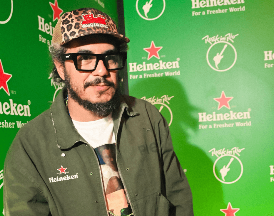 Heineken e PIET apresentam collab exclusiva; Marcelo D2 veste primeira peça da coleção durante festival 1 Heineken e PIET apresentam collab exclusiva; Marcelo D2 veste primeira peça da coleção durante festival
