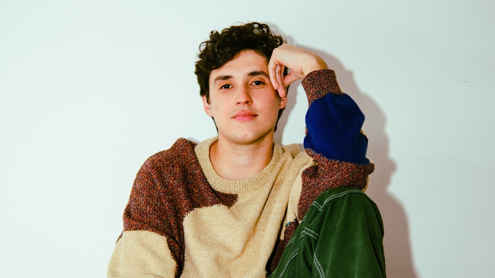 Nicolas Cândido lança Me Sinto de Braços Abertos, primeiro single de seu novo álbum