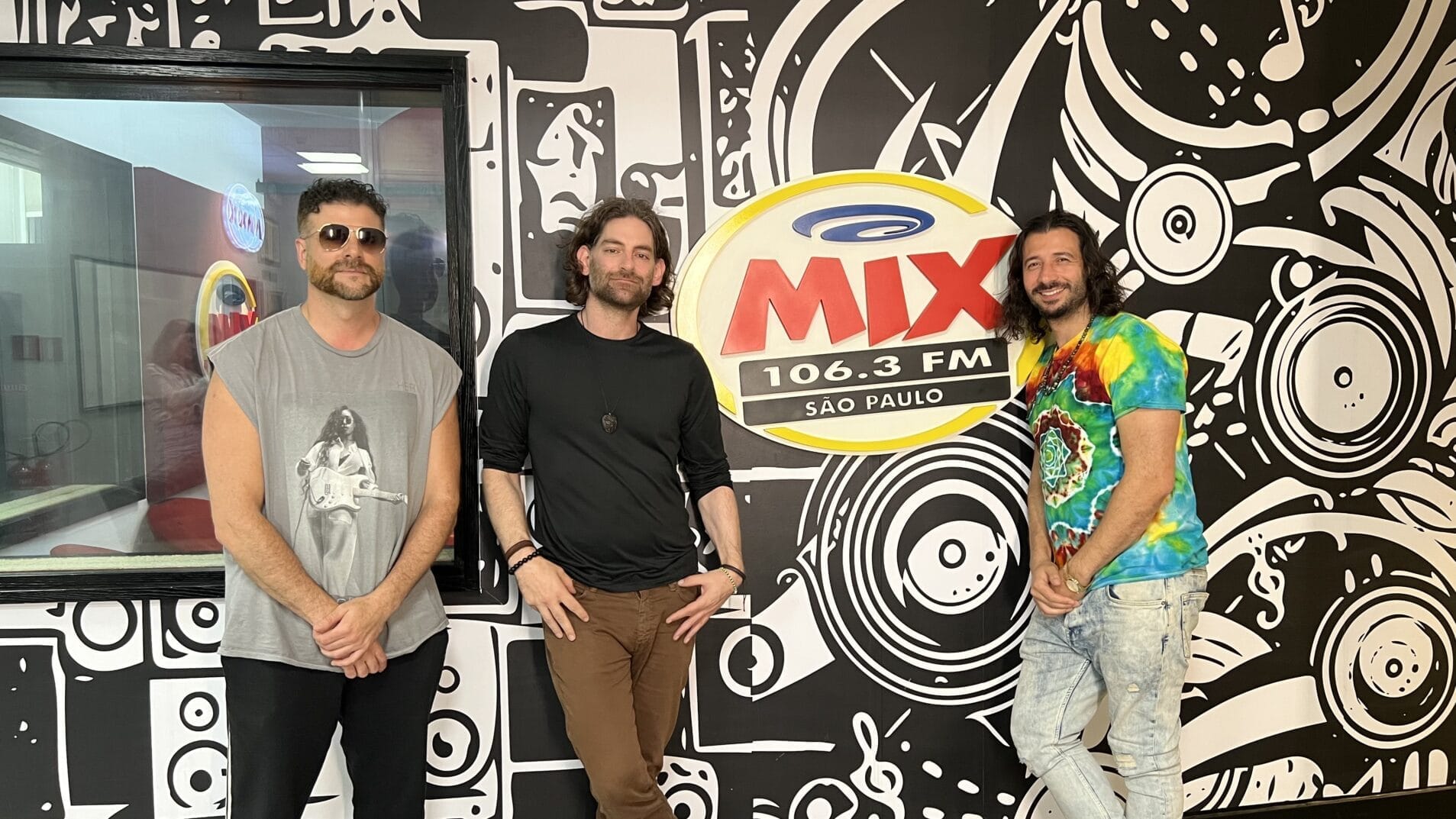 Banda Magic! é a convidada do próximo episódio do podcast "Sabe Aquela Música?" da Mix 1 magic5--1-