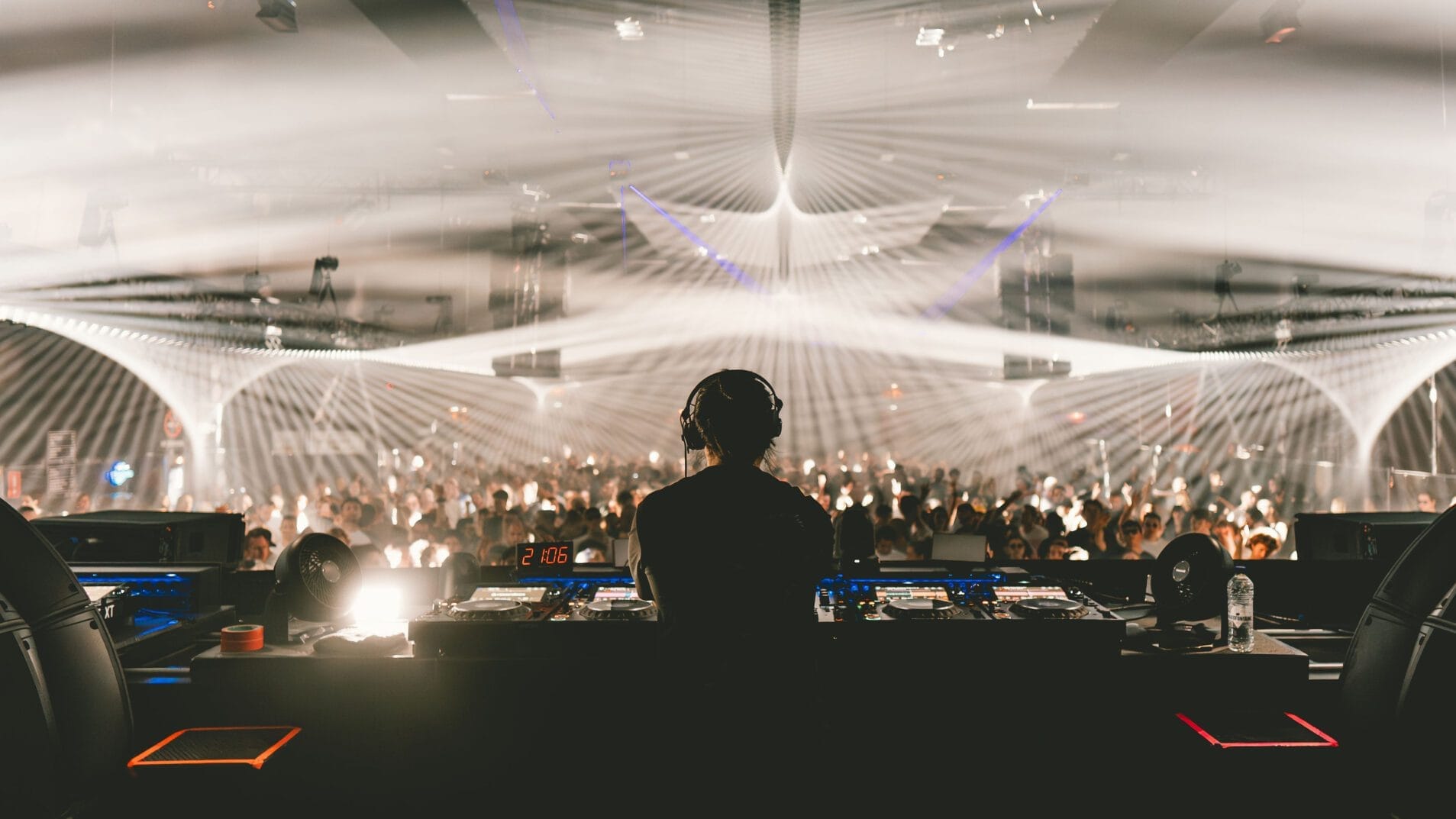 Em mini turnê pela Europa, Acid Asian se apresenta em 3 países