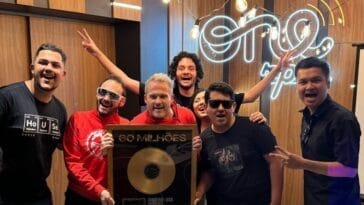 KASINO recebe Disco de Ouro por hit que marcou gerações e ultrapassa 60 milhões de streams