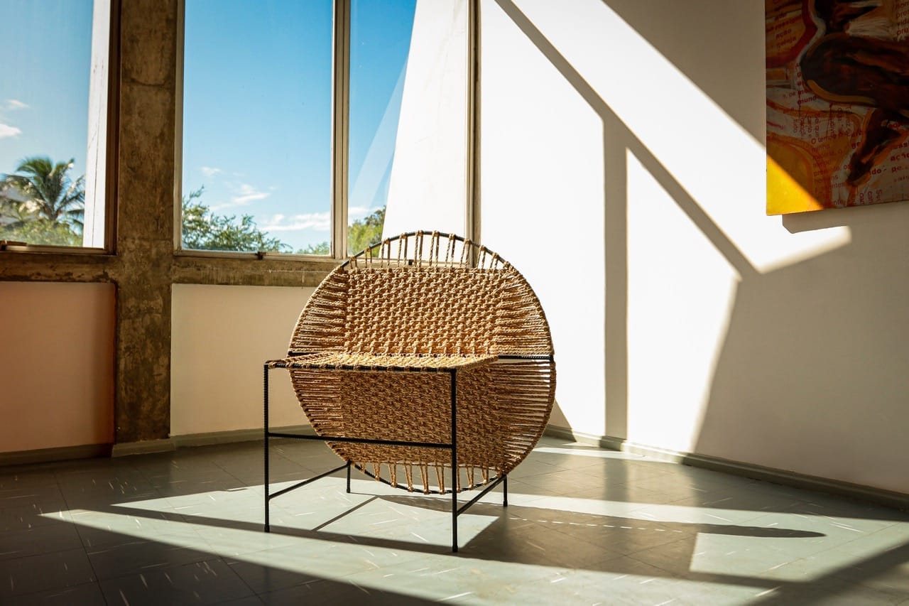 Casa de Marimbondo leva técnicas tradicionais e sustentabilidade para sua participação na 14ª Bienal Brasileira de Design 1 PoltronaPacatuba-CasaDeMarimbondo