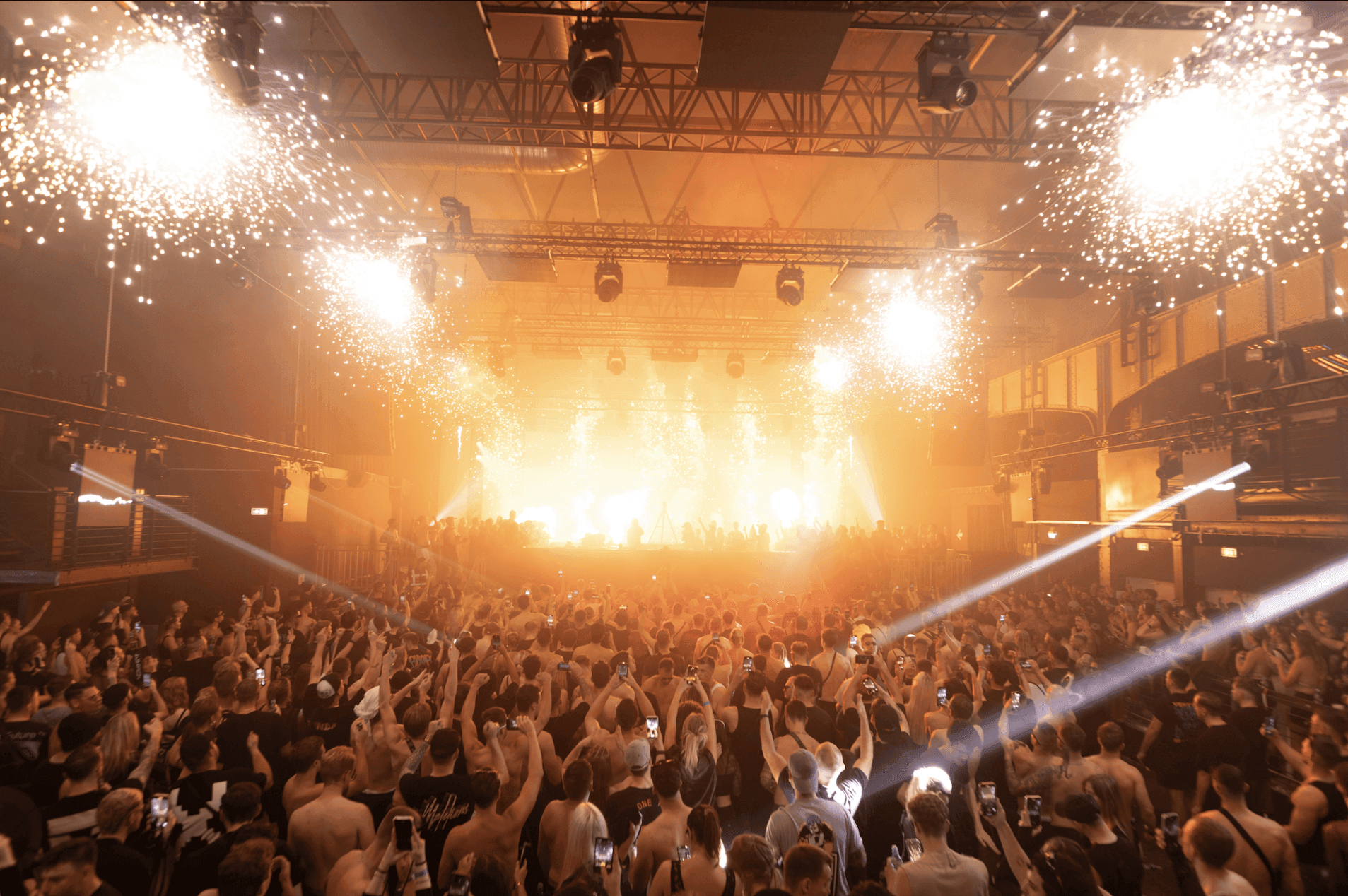 Verknipt Brazil anuncia experiência imersiva em estreia no Ame Club 1 Verknipt Brazil anuncia experiência imersiva em estreia no Ame Club