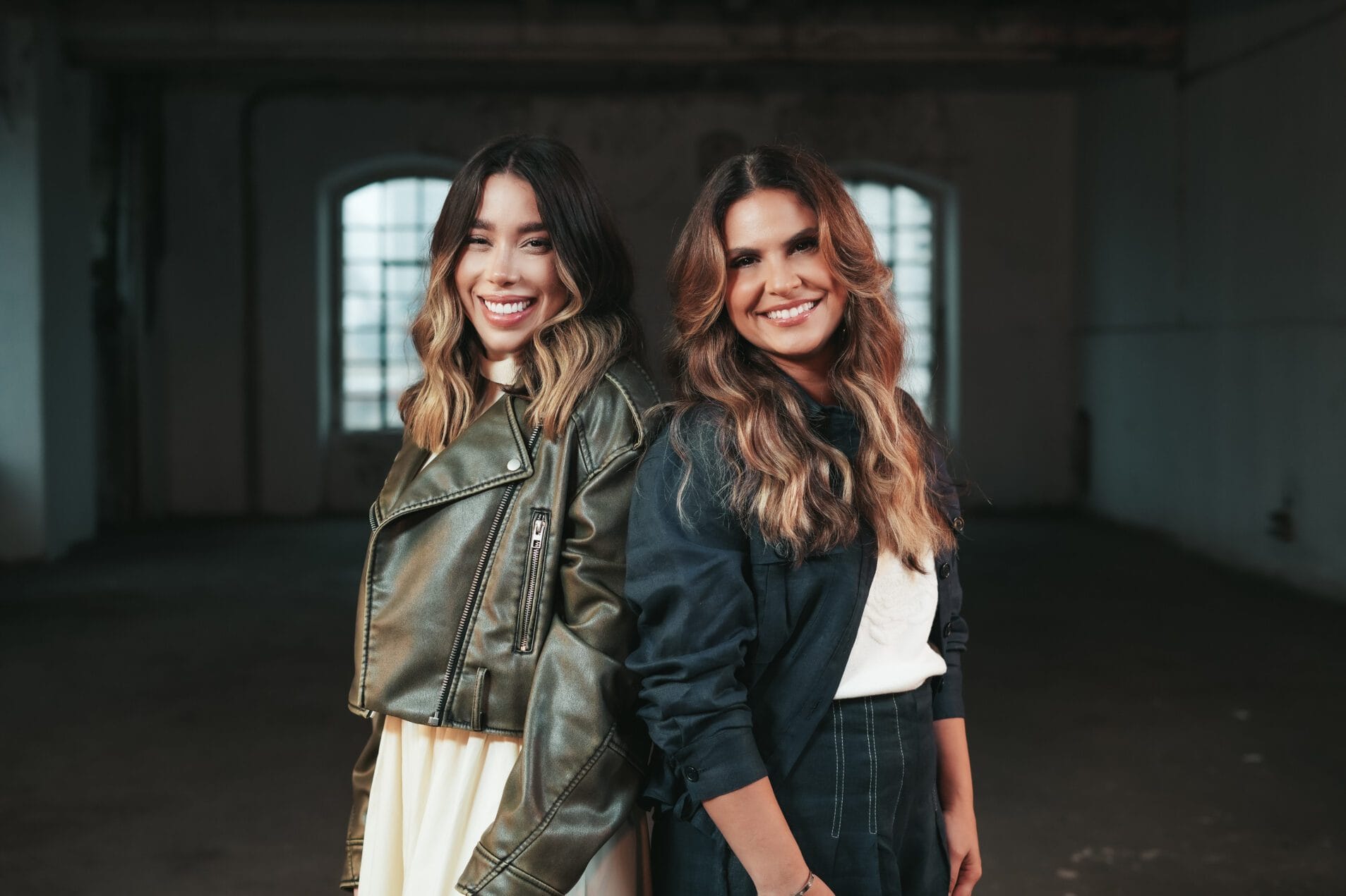 Aline Barros celebra o nascimento de Jesus em novo álbum Aline Barros celebra o nascimento de Jesus em novo álbum Tudo Sobre Ele