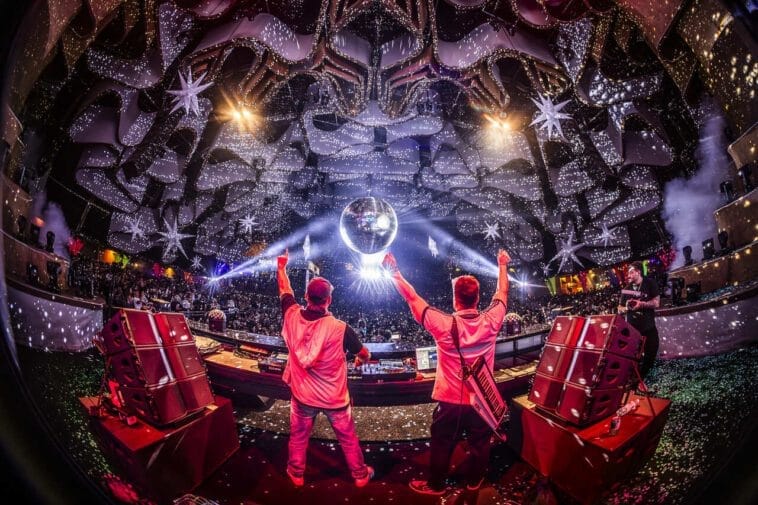 Laroc Club apresenta REWIND 3.0 para encerrar 2024 com chave de ouro 2 Laroc Club