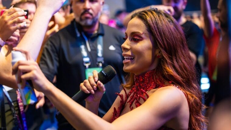 Rexona renova parceria com Anitta e celebra esquenta do Carnaval pelo quarto ano seguido 2 Anitta