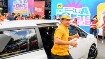 João Gomes canta seus maiores sucessos no Bangalafumenga com 99