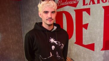 ​Lollapalooza Brasil 2025- Jão faz encontro com fãs no espaço de Budweiser antes de grande show no festival