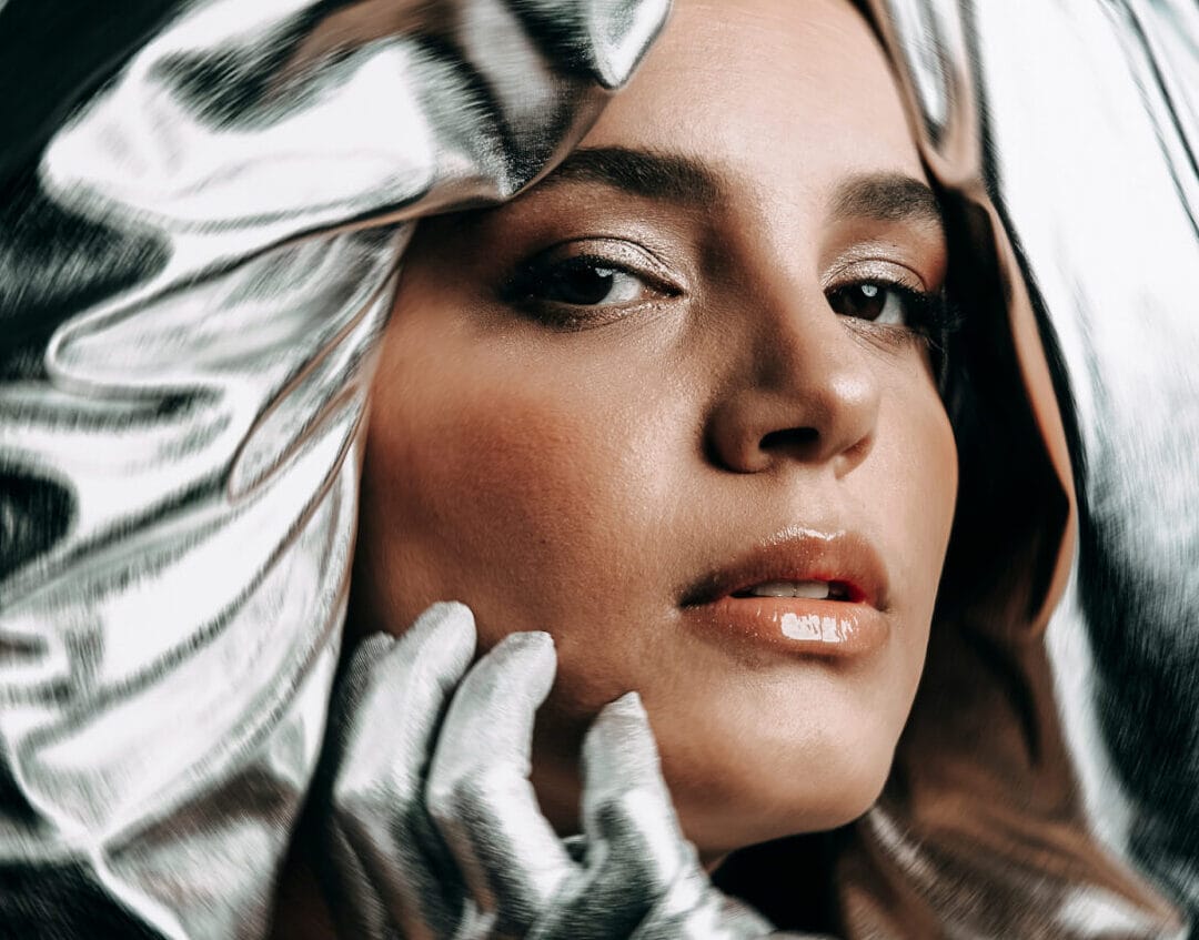 Belá Bacelar fala sobre silenciamento feminino no single “Abre a Cabeça”