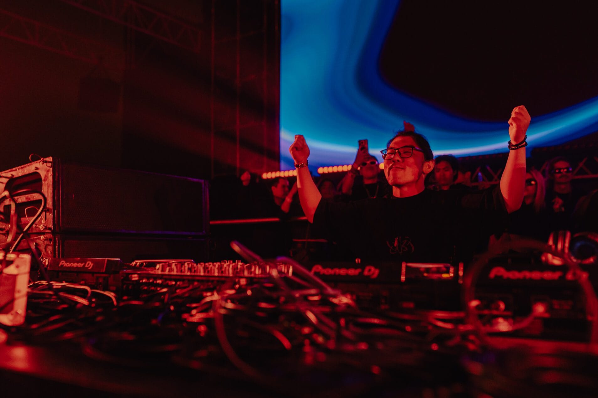 Acid Asian se torna um dos nomes mais proeminentes do hard techno da América do Sul após apresentações no DGTL