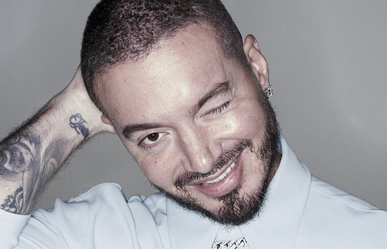 J Balvin no The Town: ícone do reggaeton se junta a Katy Perry e Camila Cabello em noite histórica 2 J Balvin