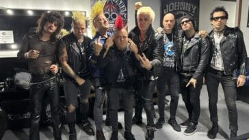 Prestes a lançar novo álbum, Supla faz turnê com The Casualties pela América do Sul